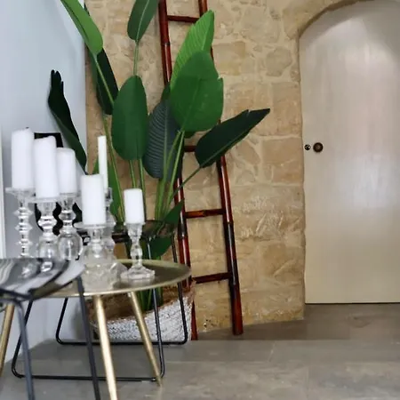 펜션 The Old Town Heritage House *